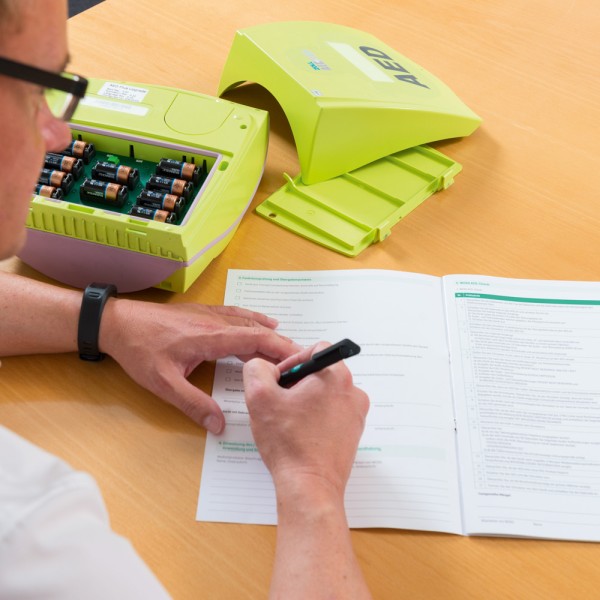 WERO AED-Inbetriebnahme ZOLL AED
