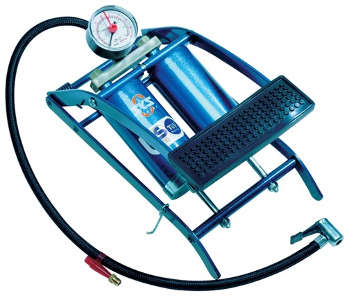 Fußluftpumpe m.Doppelzylinder/Manometer ca. 6-8 bar
