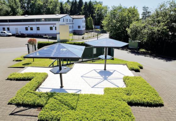 Tisch f&uuml;r Raucher-Schirm, mit eingebautem Ascher, Stahl, in verschiedenen Farben